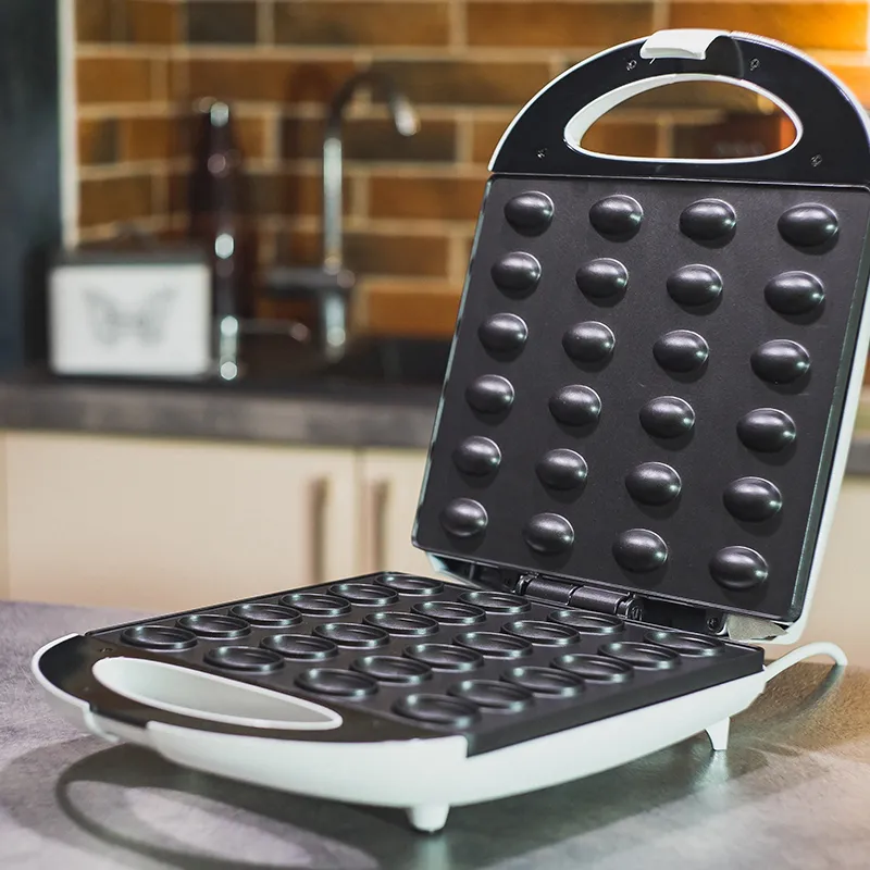 Aparat Nut Maker AD 3039 Alb Adler
