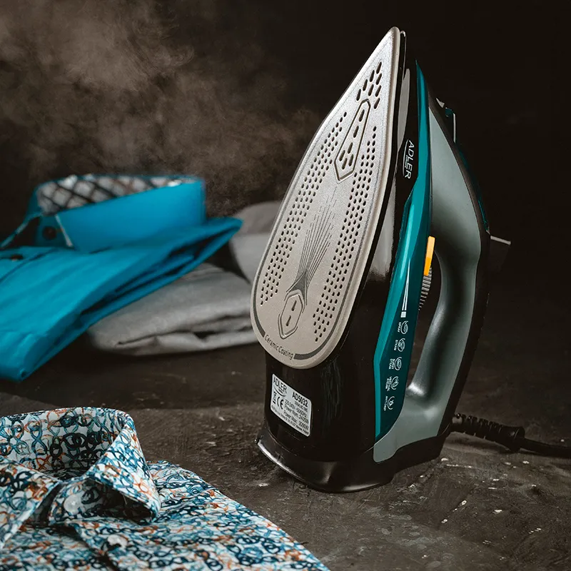 Fier de Calcat 3000W AD 5032 Adler