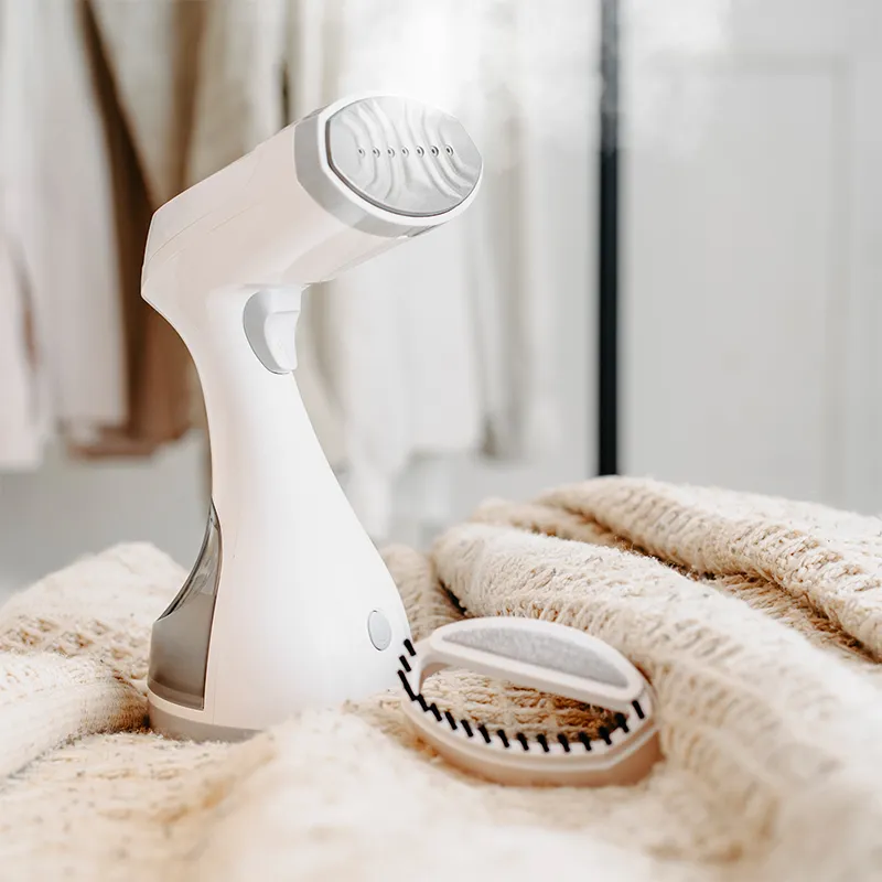 Steamer Tesaturi 1500W AD5042 Adler
