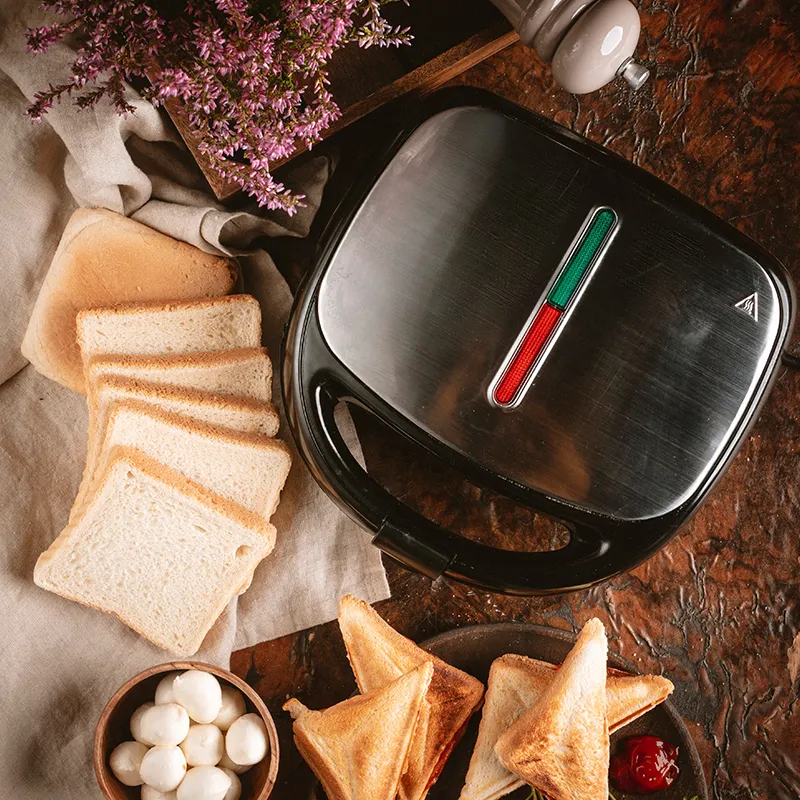 Sandwich Maker 5 in 1 CR 3042 Camry