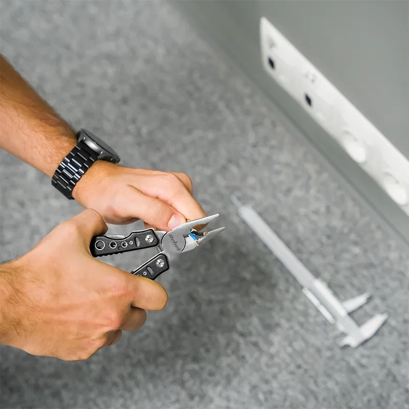 Briceag Multifunctional Inox Rebel