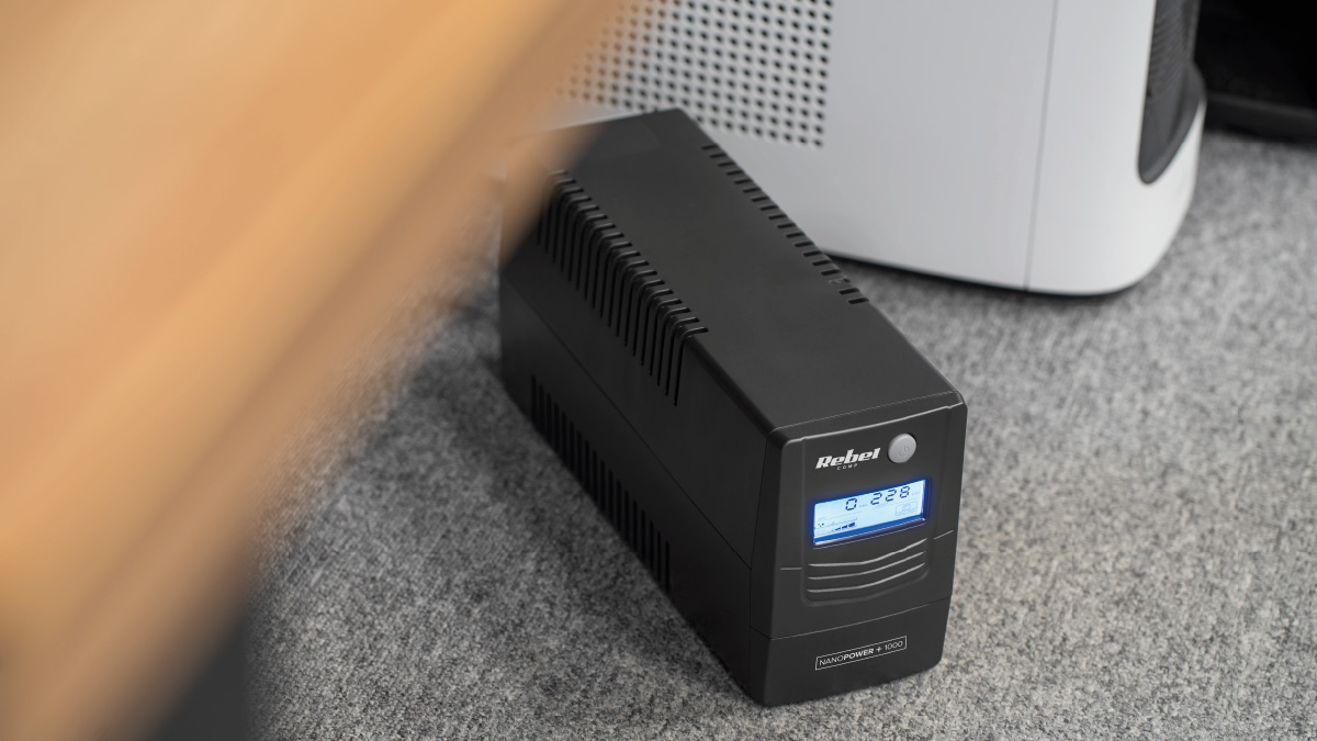 UPS REBEL Nanopower Plus 650 UPS REBEL Nanopower Plus 650